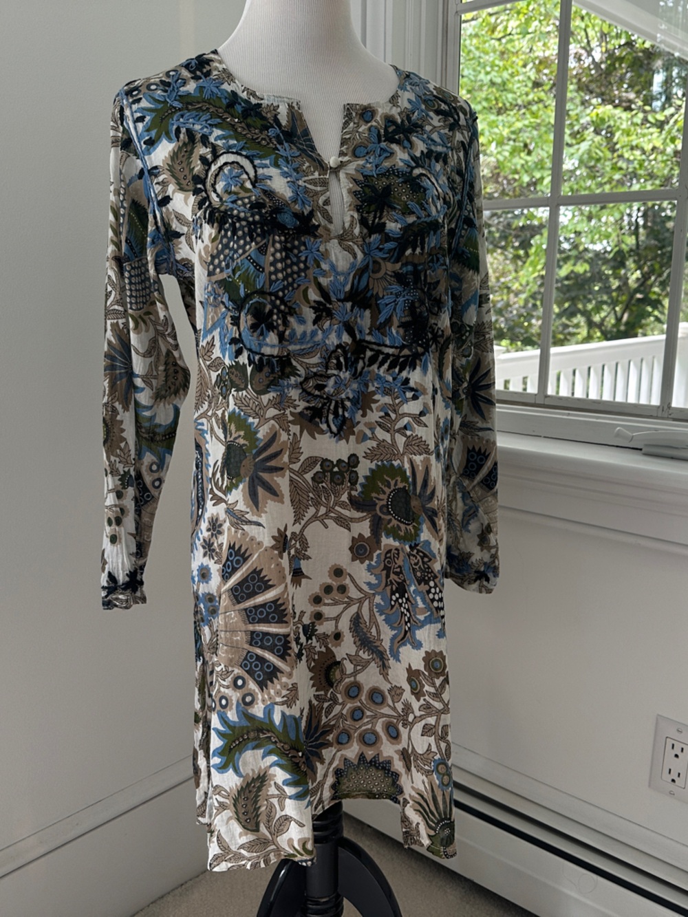 Floral Print Long-Sleeve Tunic in Blue and Olive